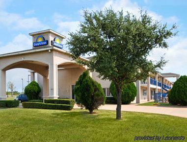 Days Inn By Wyndham Ennis Bagian luar foto